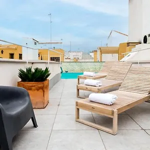 https://apartamentos-plaza-del-salvador-seville.es-andalucia.com